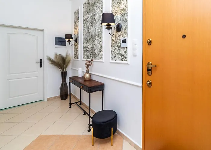 Appartement Trzy Gracje - Monte Cassino By Oneapartments *