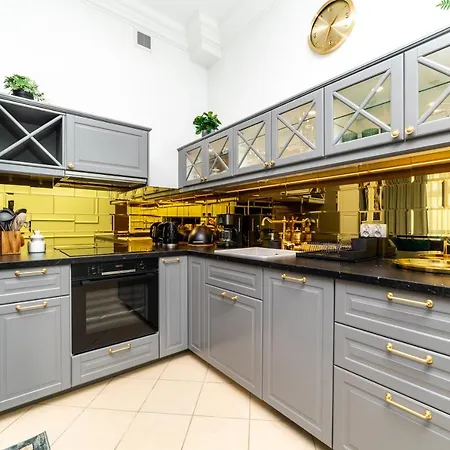 Trzy Gracje - Monte Cassino By Oneapartments Apartment