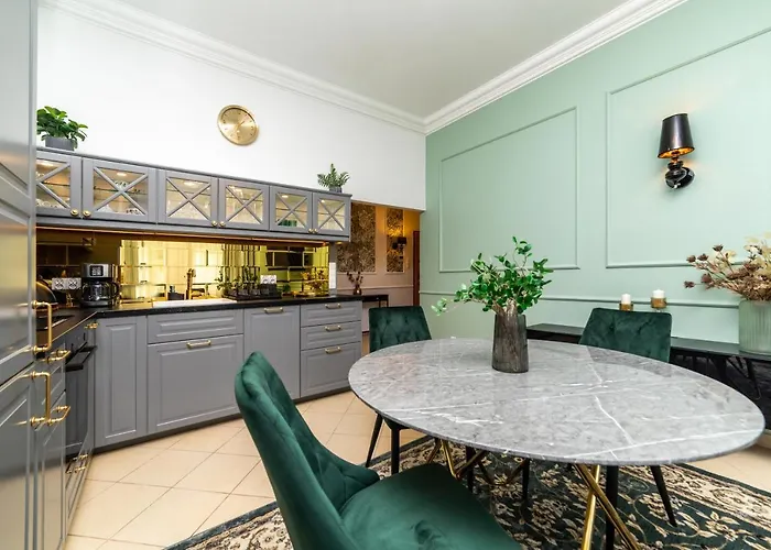 Apartment Trzy Gracje - Monte Cassino By Oneapartments